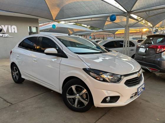 CHEVROLET ONIX 1.4 MPFI LTZ 8V FLEX 4P AUTOMÁTICO